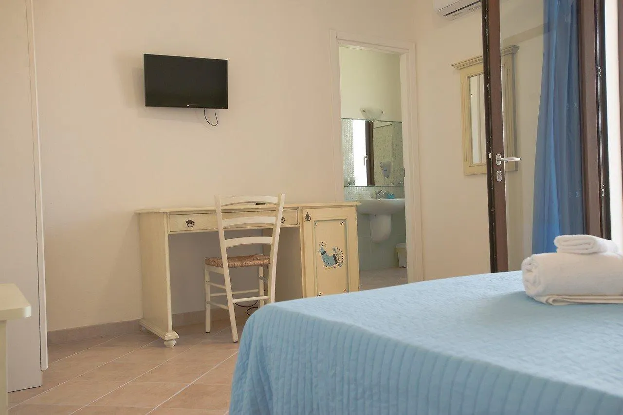 ***  Baia Delle Mimose Aparthotel Badesi Italy