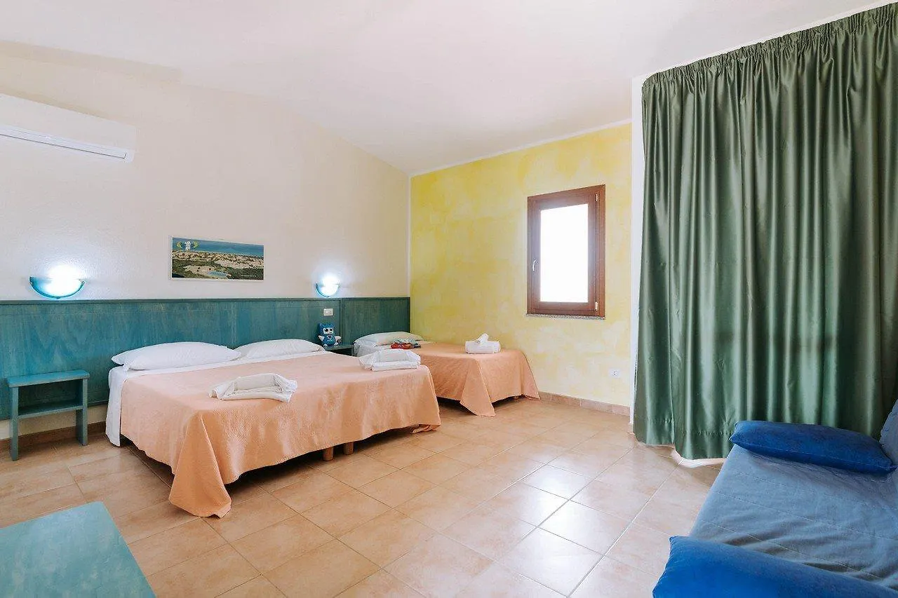 Baia Delle Mimose Aparthotel Badesi