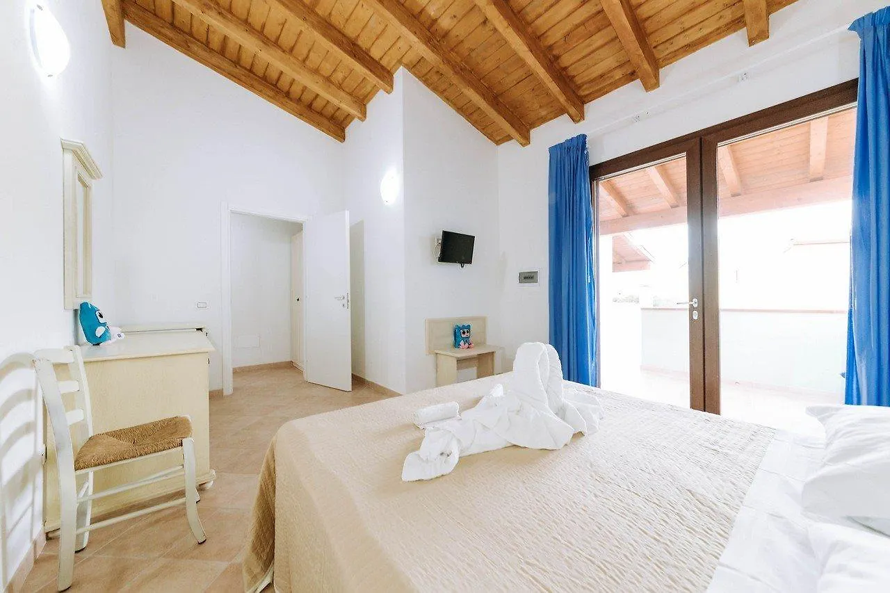 Baia Delle Mimose Aparthotel Badesi
